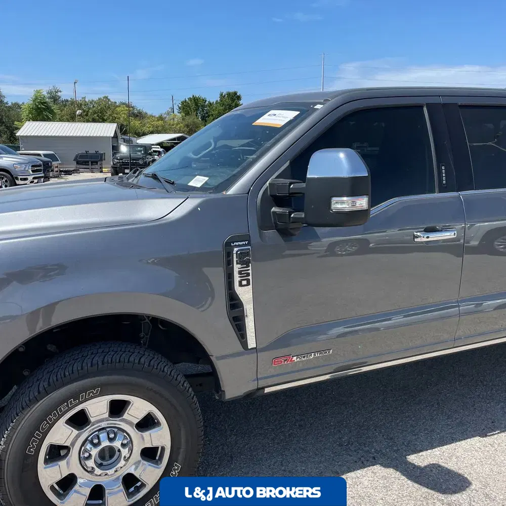 2024 Ford F-350 Super Duty Lariat