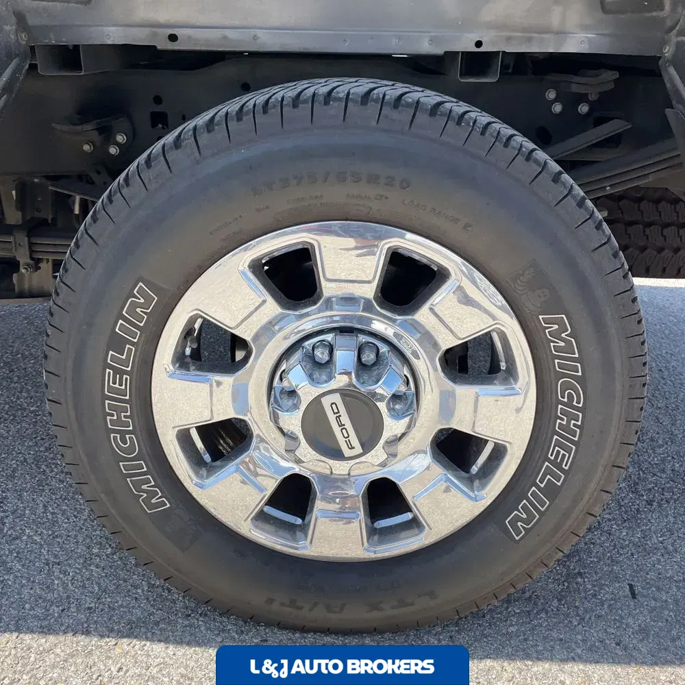 2024 Ford F-350 Super Duty Lariat