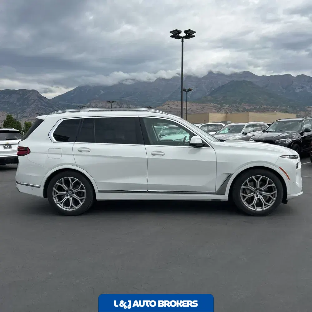 2024 BMW X7 XDrive40i