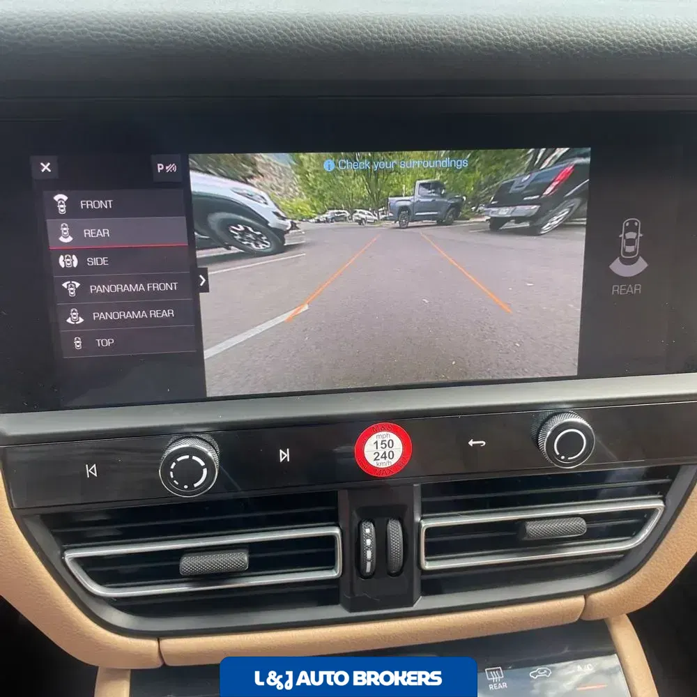 2023 Porsche Macan S
