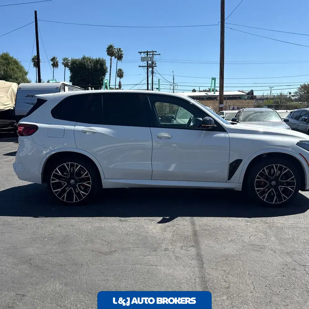 2023 BMW X5 M