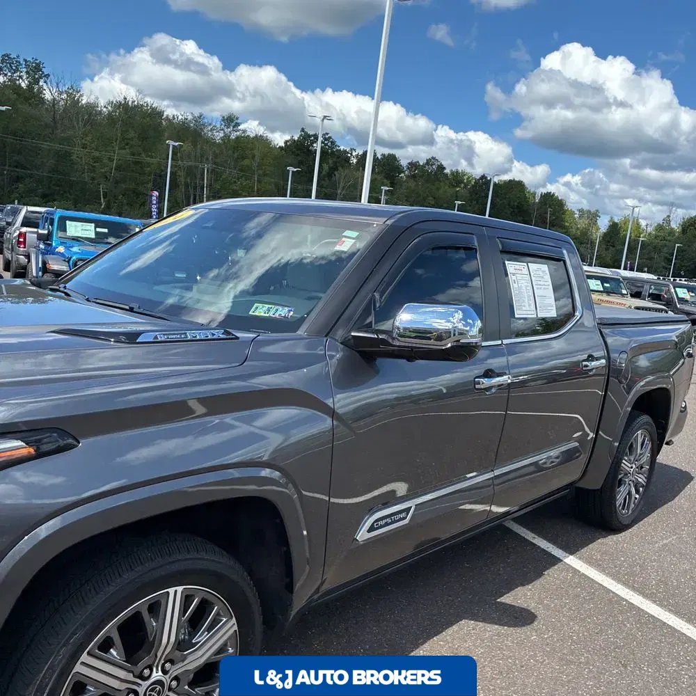 2024 Toyota Tundra Capstone HV