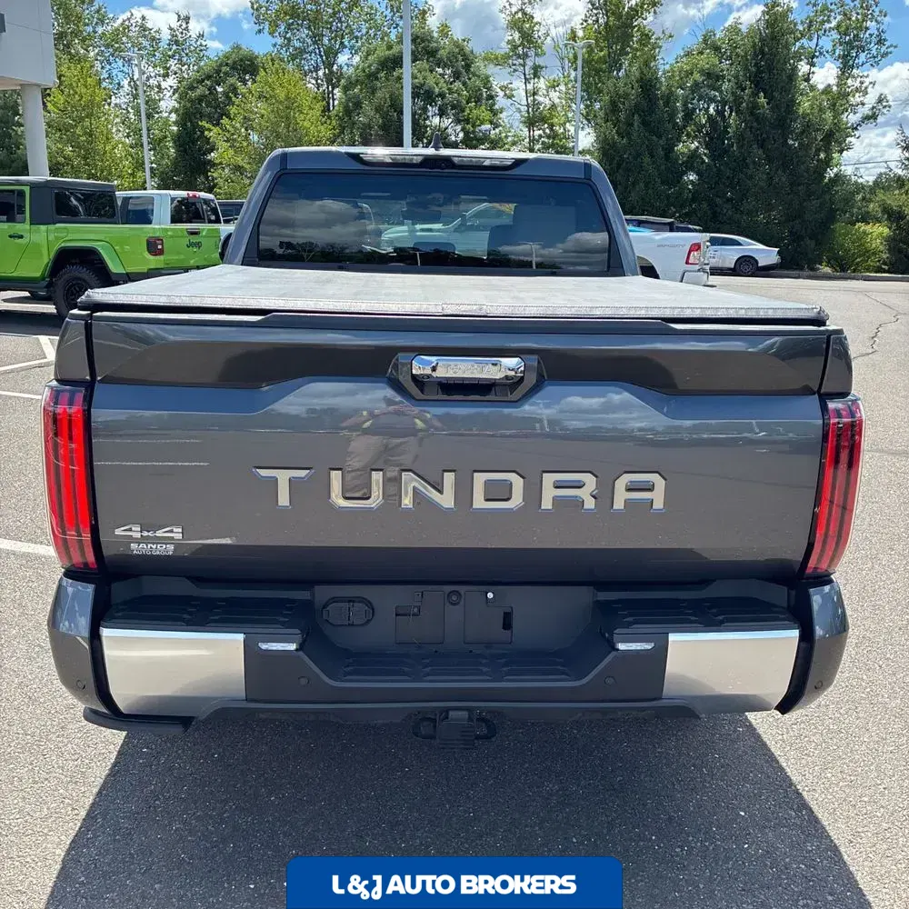 2024 Toyota Tundra Capstone HV
