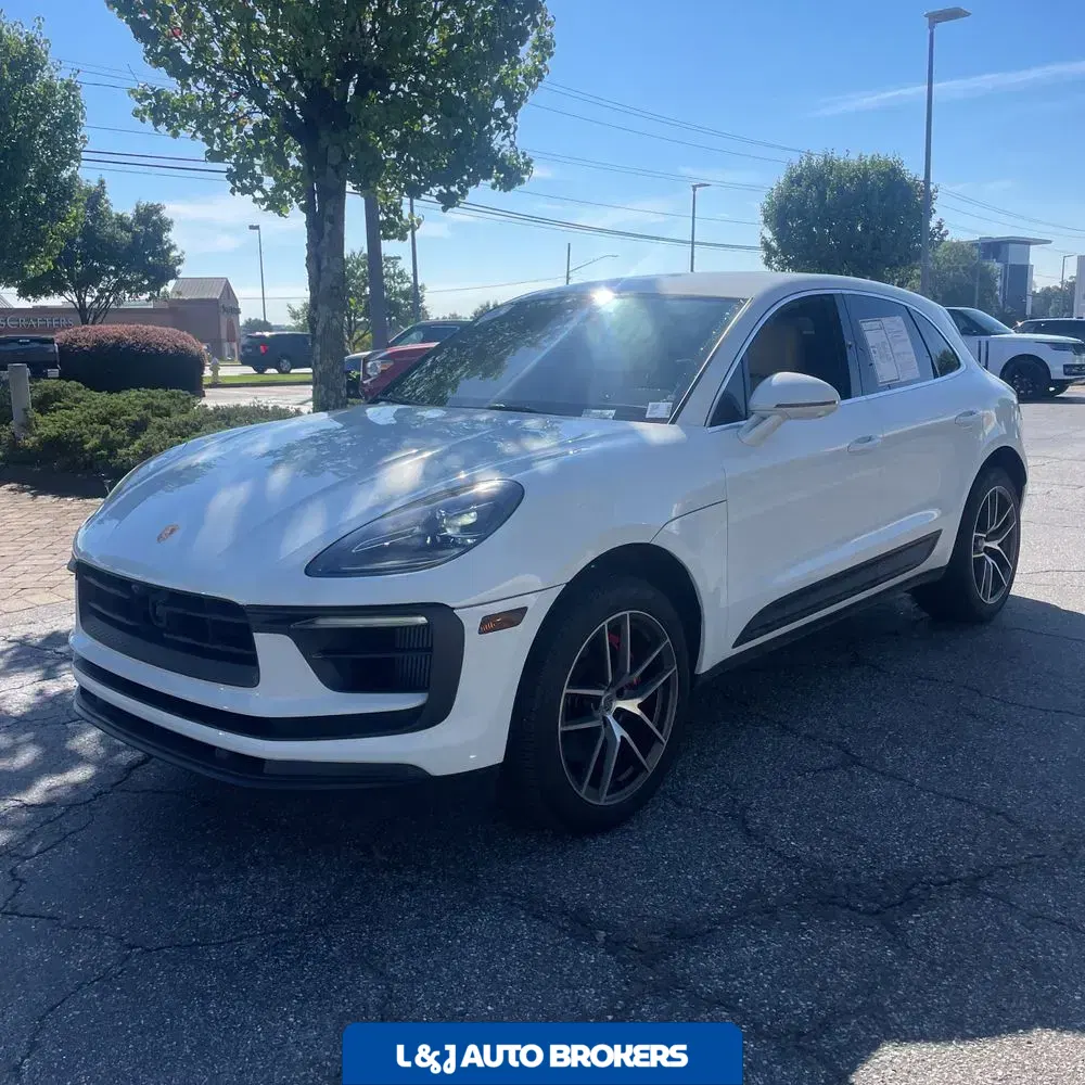 2022 Porsche Macan S