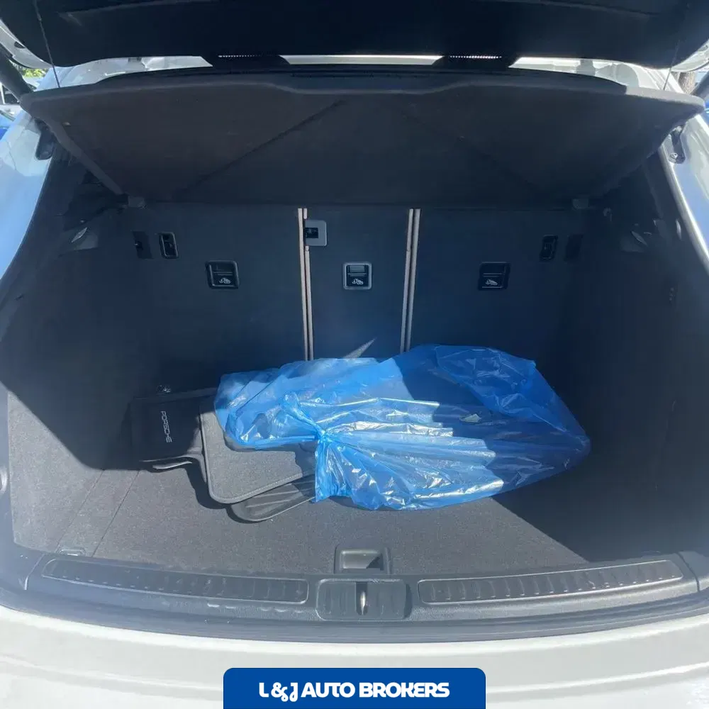 2022 Porsche Macan S