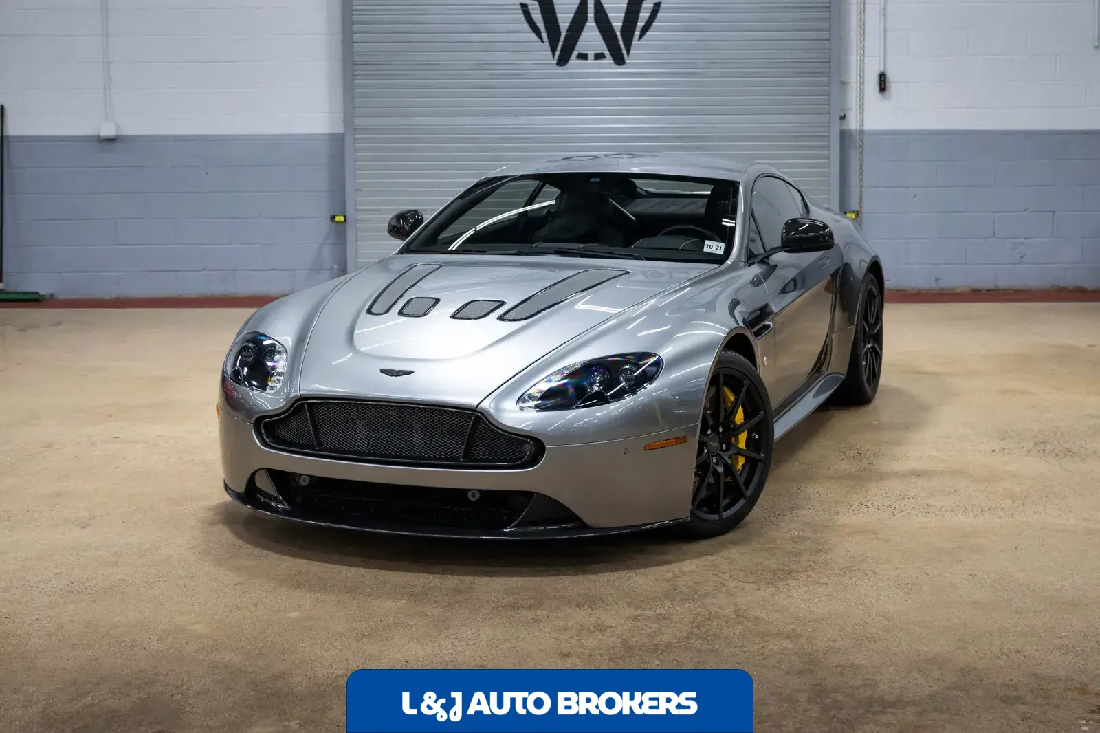 2017 Aston Martin V12 Vantage S 7-Speed