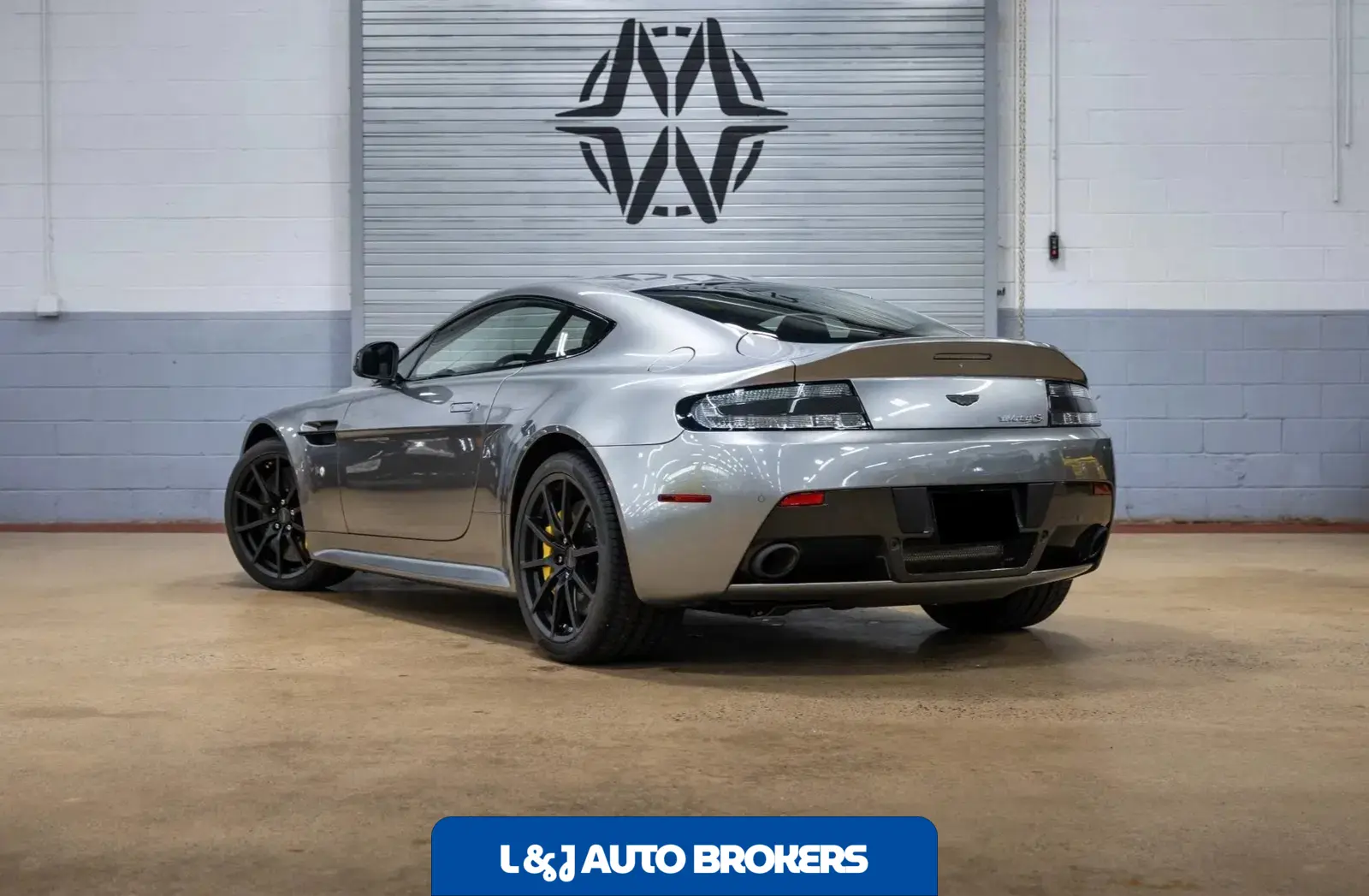 2017 Aston Martin V12 Vantage S 7-Speed