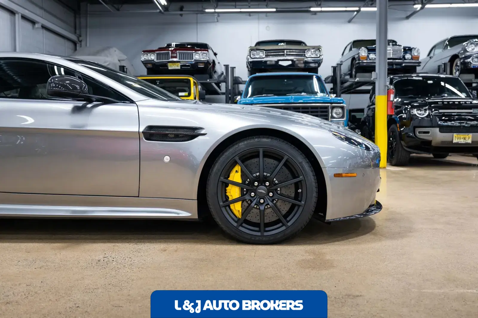 2017 Aston Martin V12 Vantage S 7-Speed