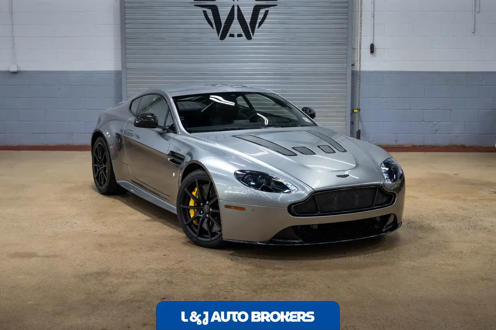 2017 Aston Martin V12 Vantage S 7-Speed