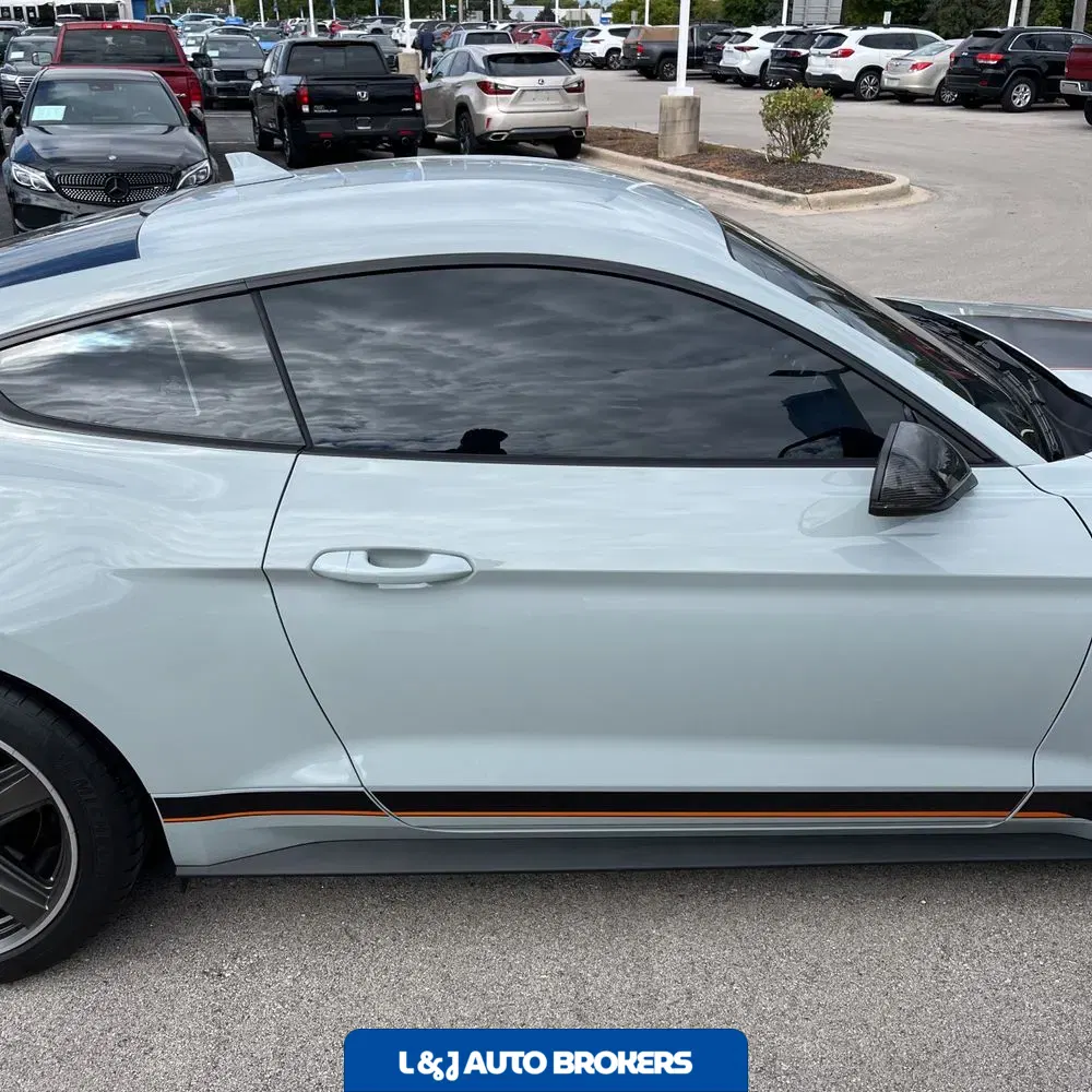 2022 Ford Mustang Mach 1