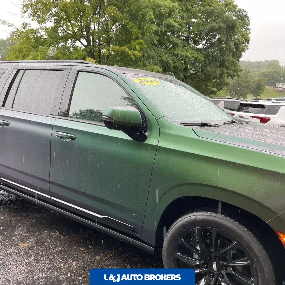 2023 Cadillac Escalade ESV Sport Platinum