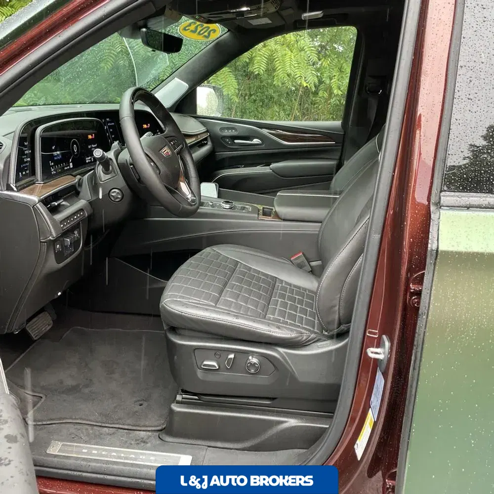 2023 Cadillac Escalade ESV Sport Platinum