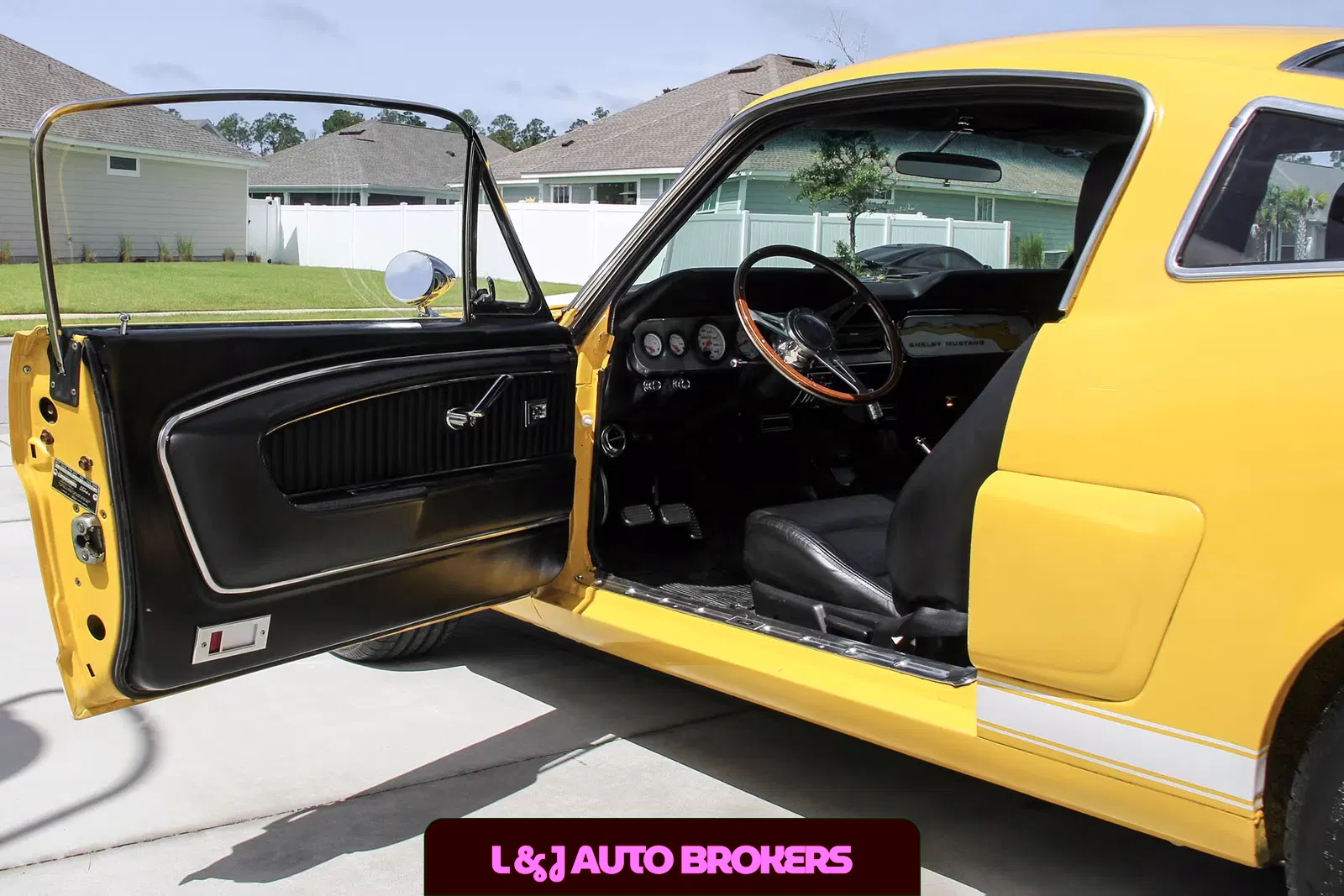 1965 Ford Mustang Restomod
