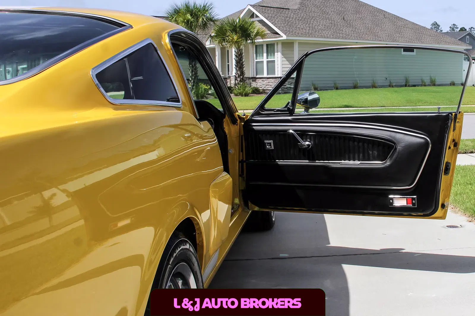 1965 Ford Mustang Restomod