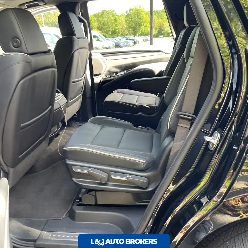 2025 Cadillac Escalade Sport