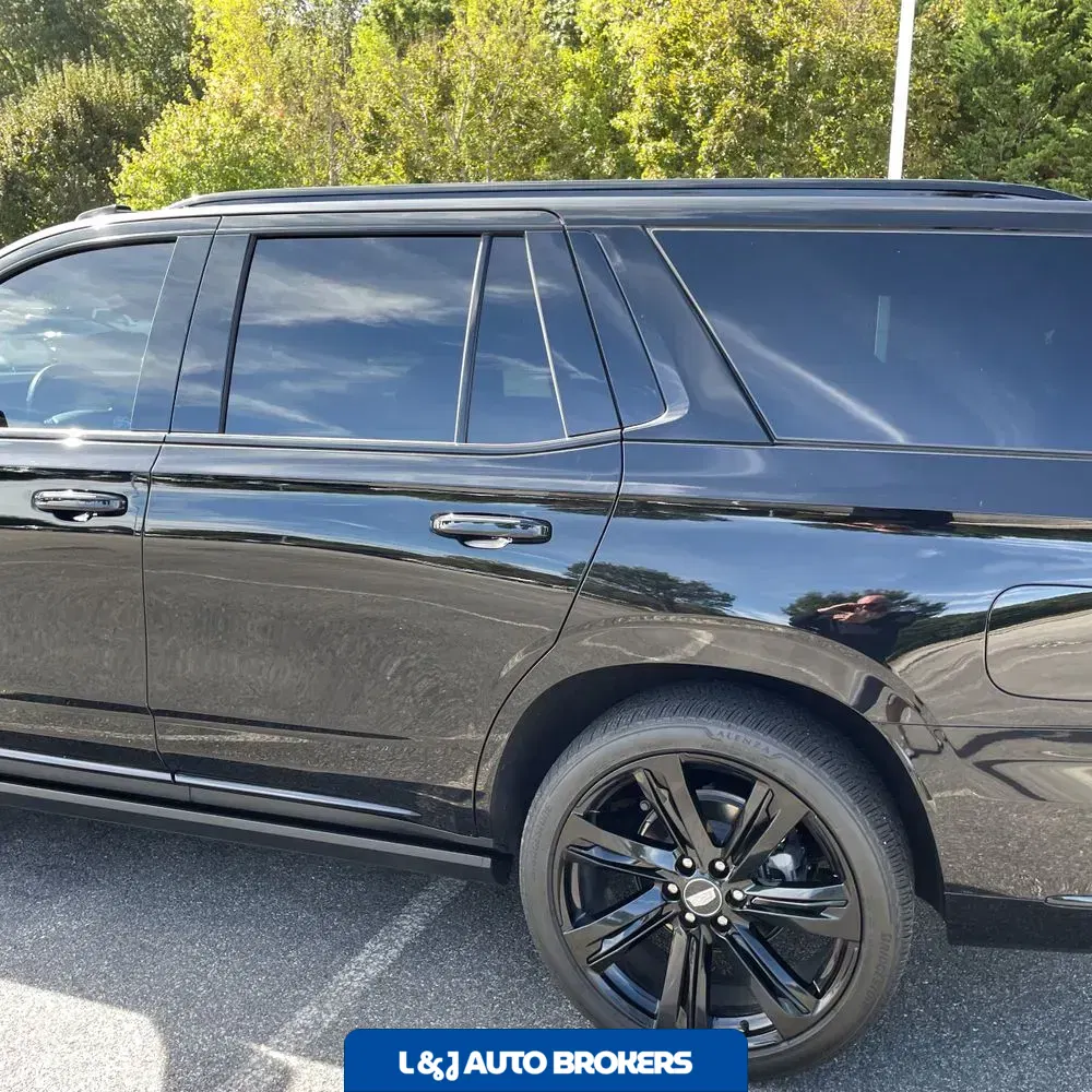2025 Cadillac Escalade Sport