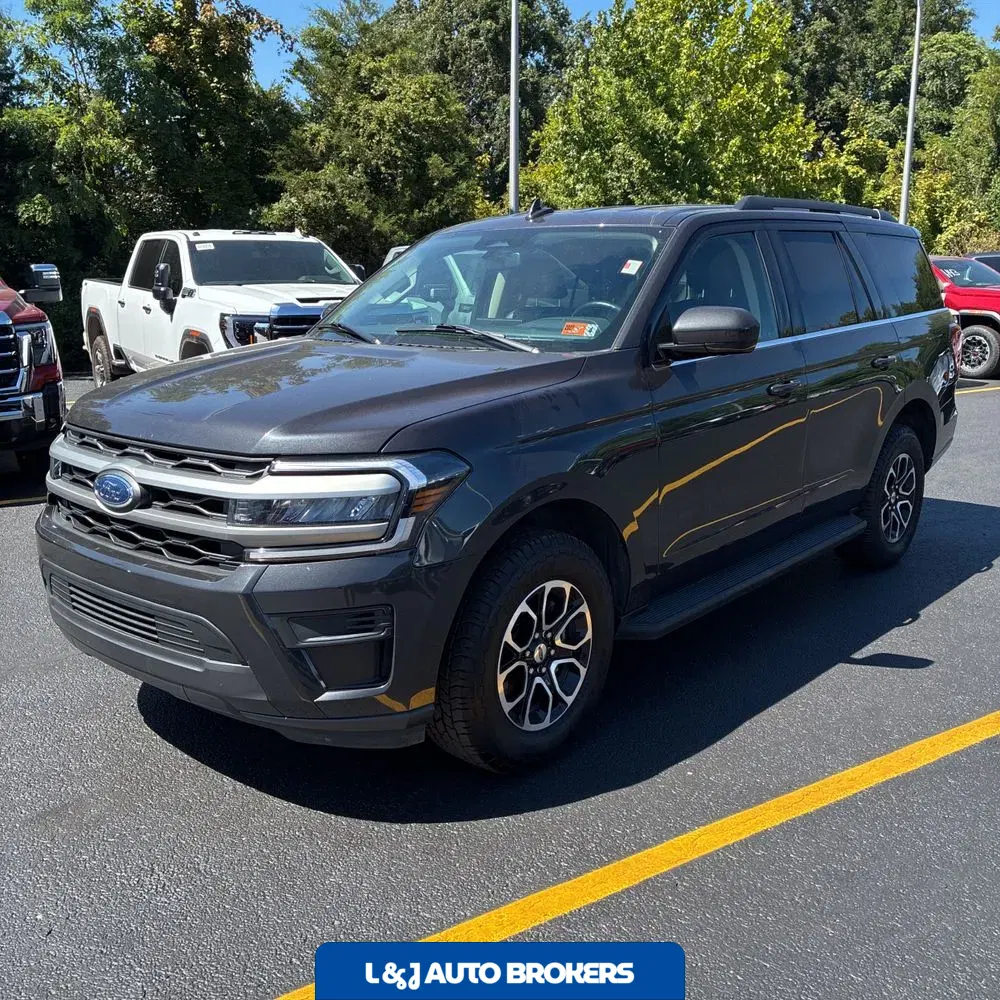 2024 Ford Expedition XLT