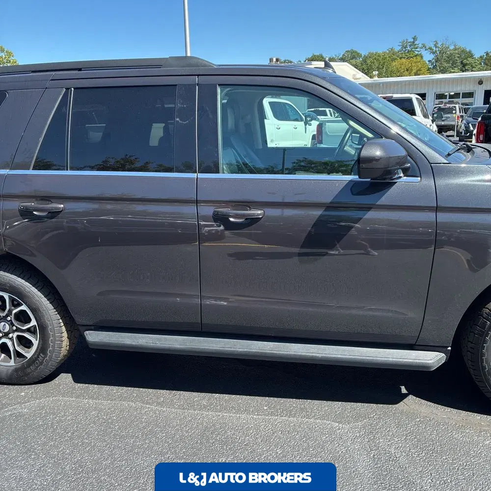 2024 Ford Expedition XLT
