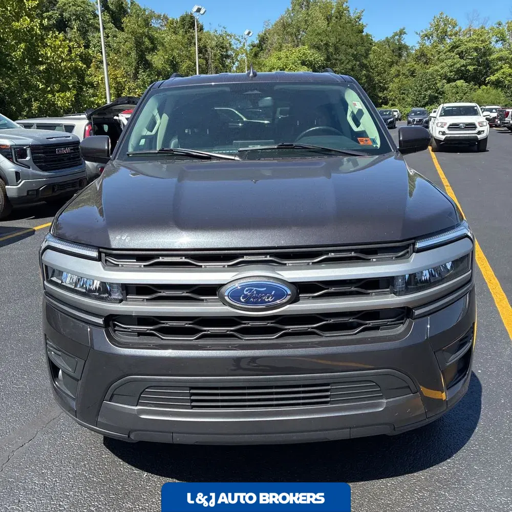 2024 Ford Expedition XLT