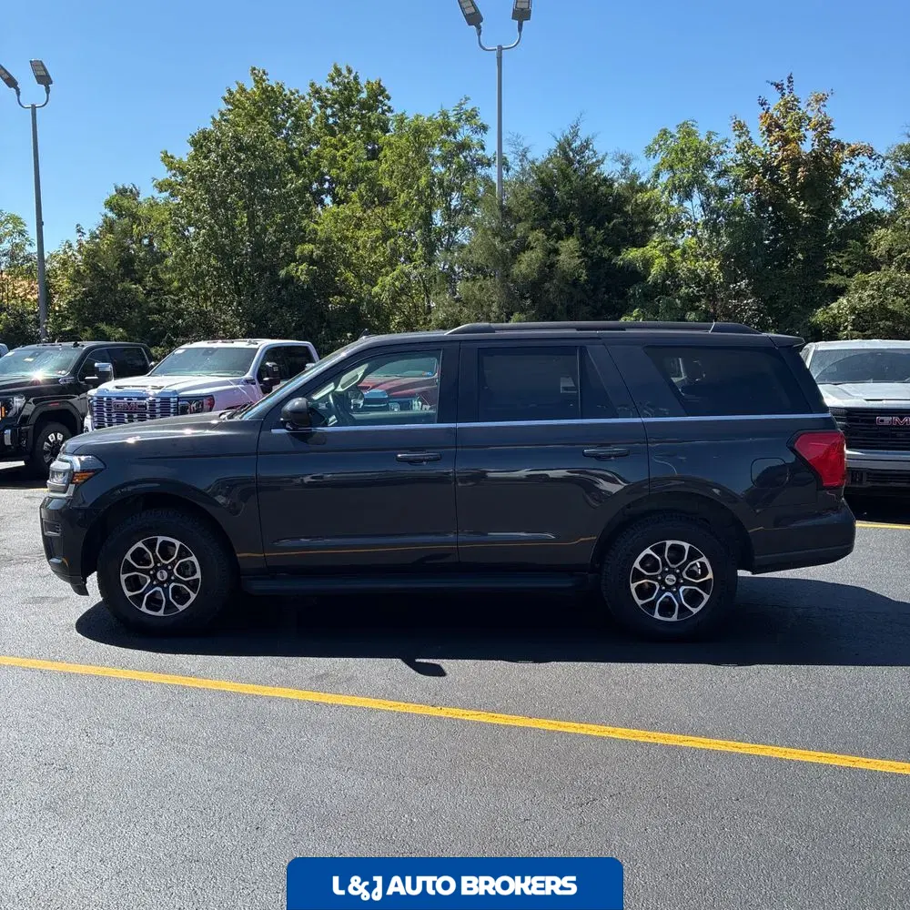 2024 Ford Expedition XLT