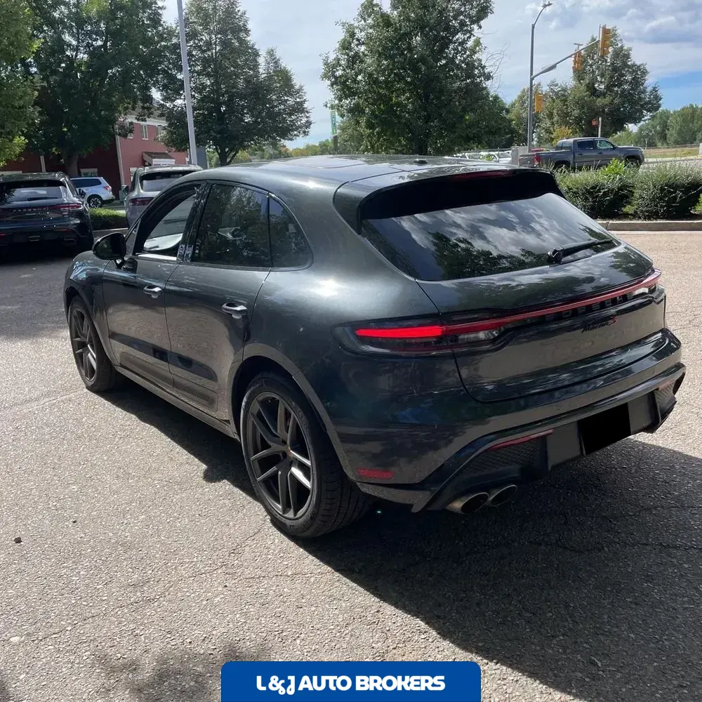 2022 Porsche Macan S
