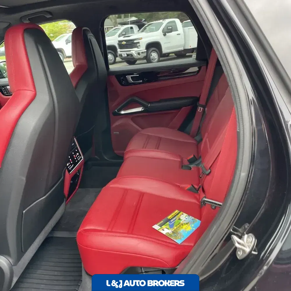 2021 Porsche Cayenne Turbo