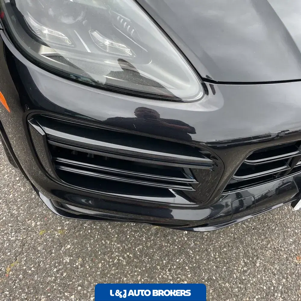 2021 Porsche Cayenne Turbo