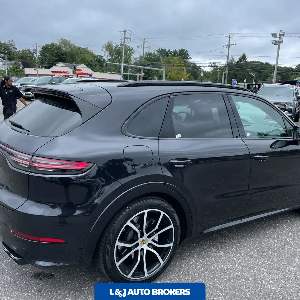 2021 Porsche Cayenne Turbo