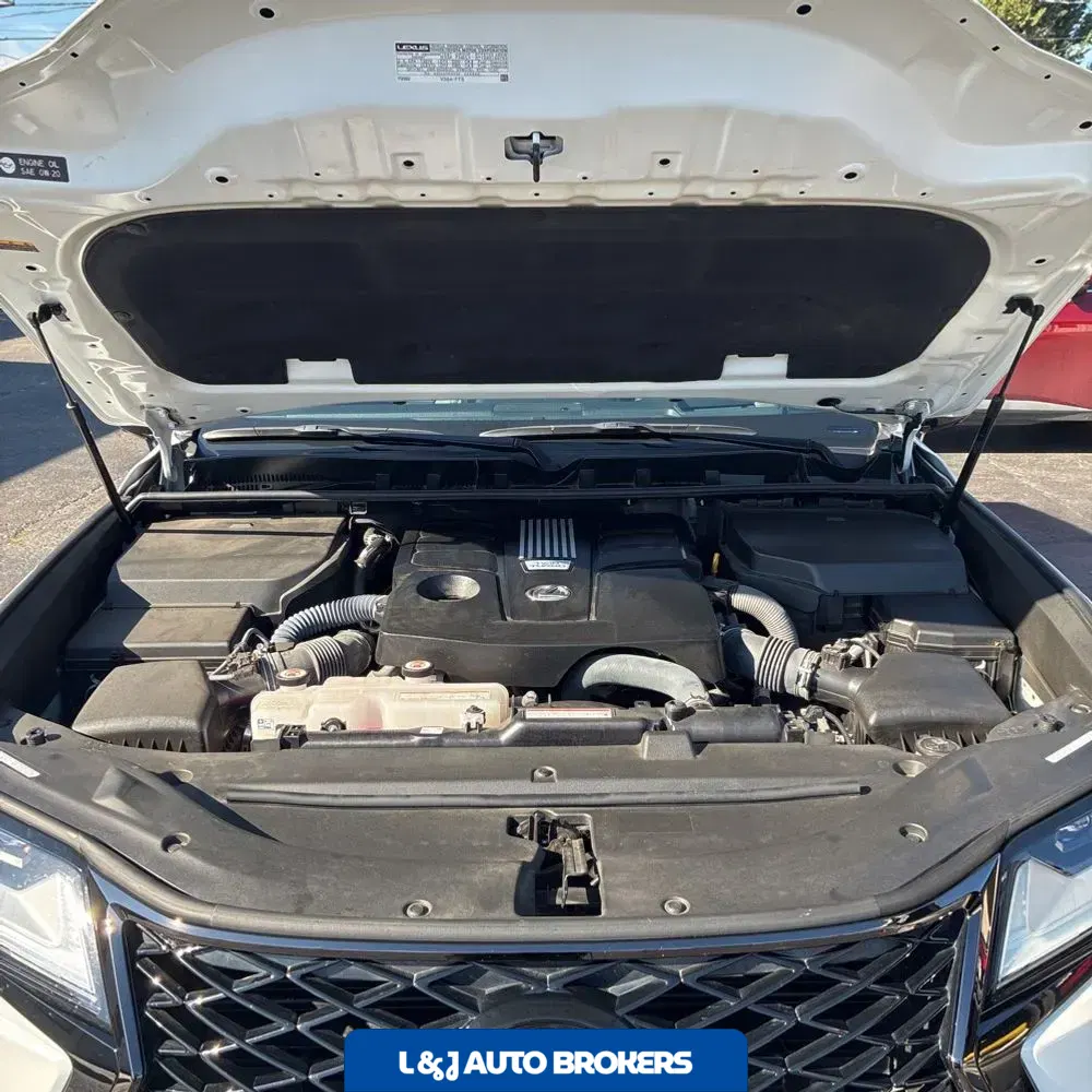 2024 Lexus LX 600 F SPORT Handling