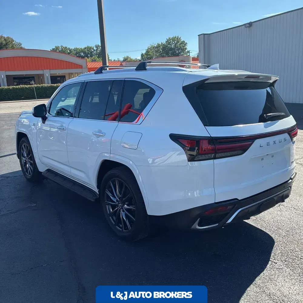 2024 Lexus LX 600 F SPORT Handling
