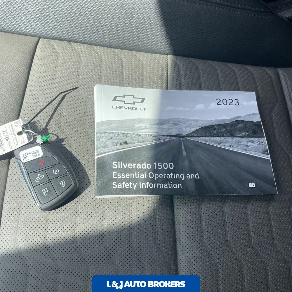 2023 Chevrolet Silverado 1500 ZR2