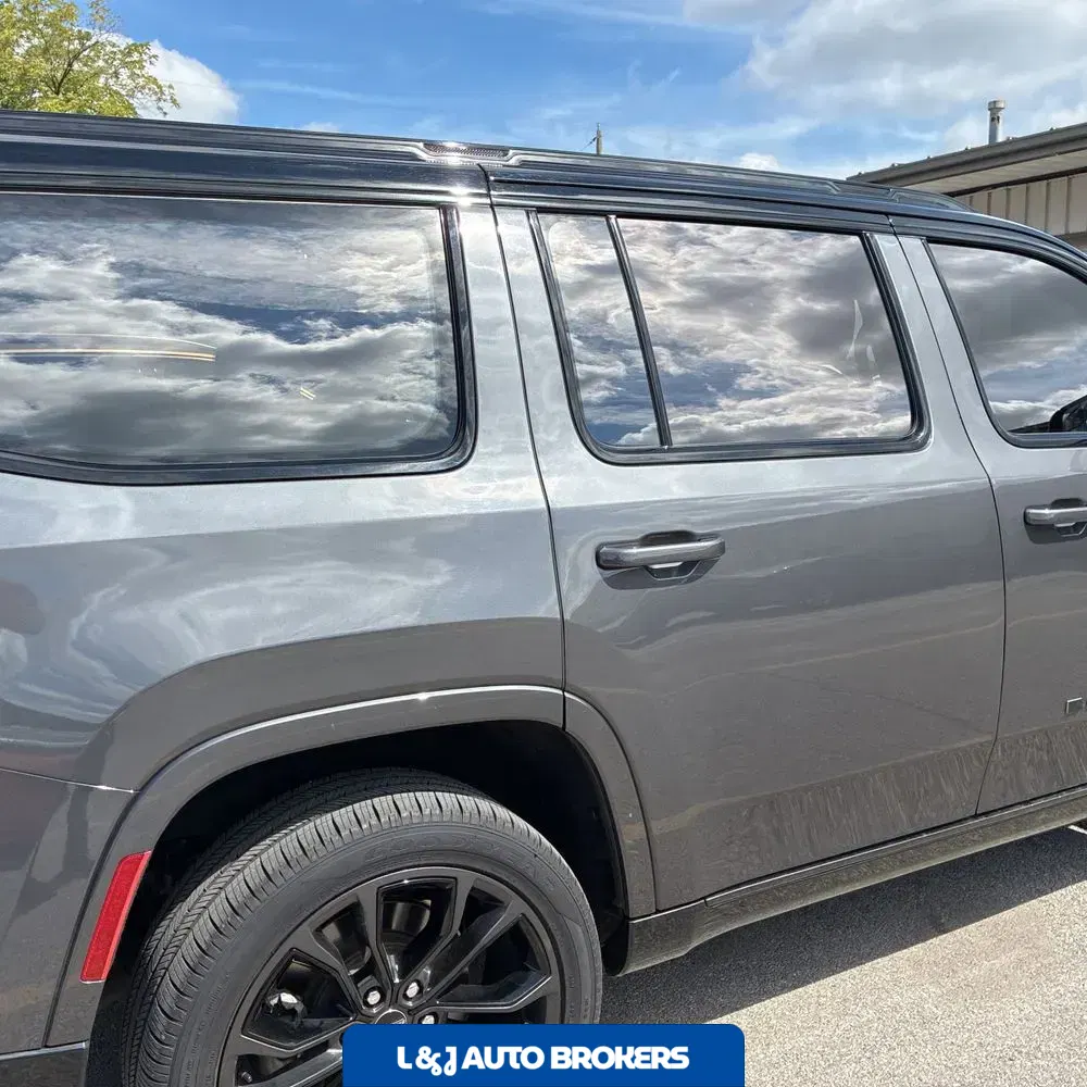 2024 Jeep Grand Wagoneer Series III Obsidian