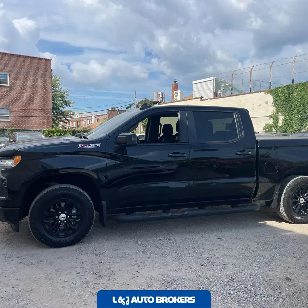 2023 Chevrolet Silverado 1500 RST