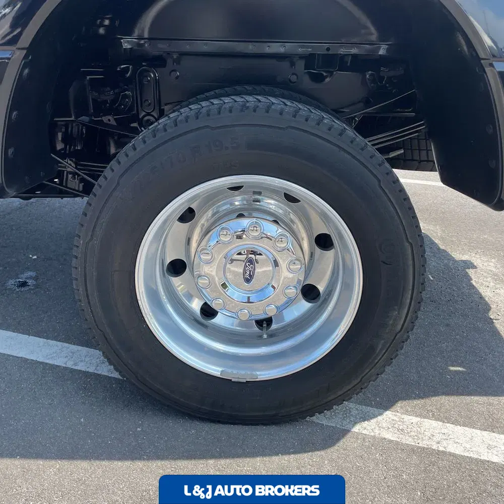2021 Ford F-450 Super Duty Platinum