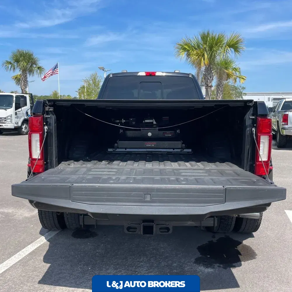 2021 Ford F-450 Super Duty Platinum
