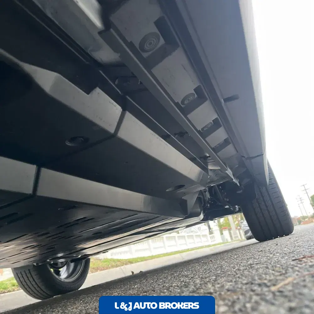 2025 Lexus NX 450h+ F SPORT Handling