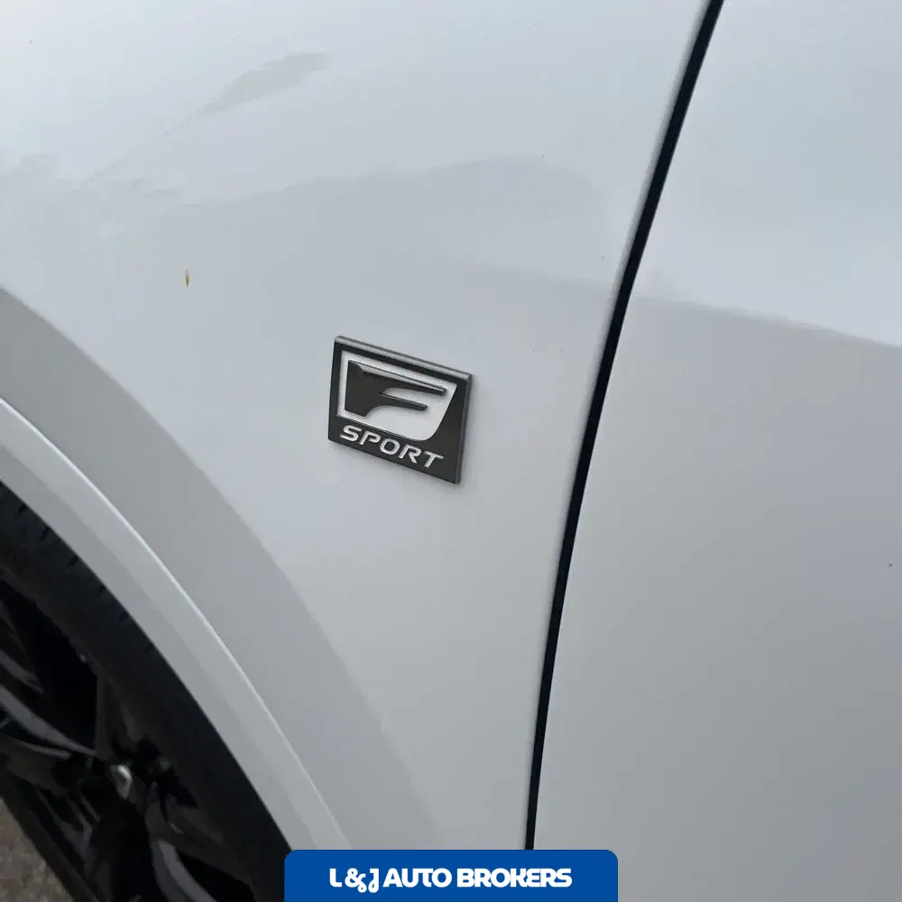 2025 Lexus NX 450h+ F SPORT Handling