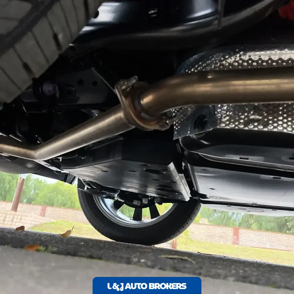 2025 Lexus NX 450h+ F SPORT Handling