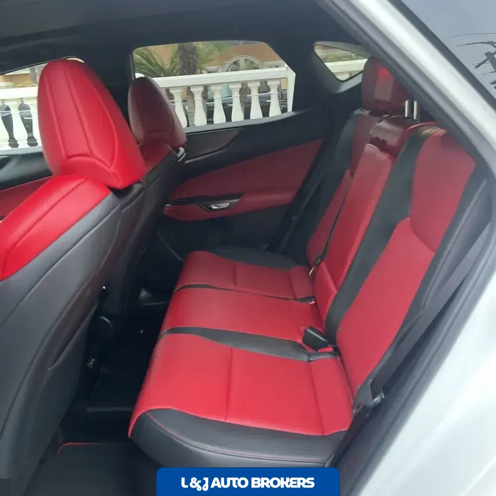 2025 Lexus NX 450h+ F SPORT Handling