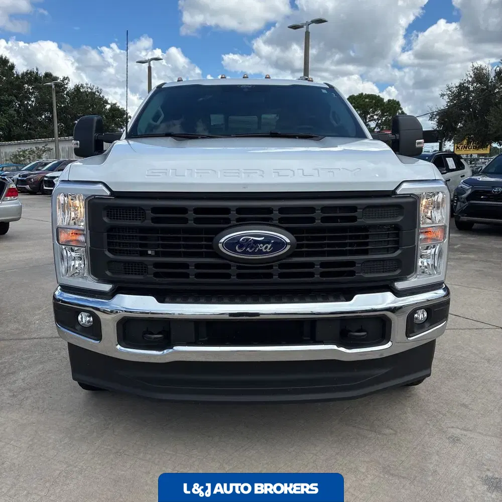 2024 Ford F-350 Super Duty XL