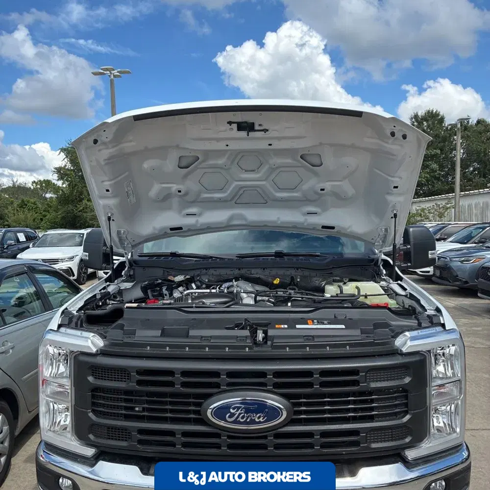 2024 Ford F-350 Super Duty XL