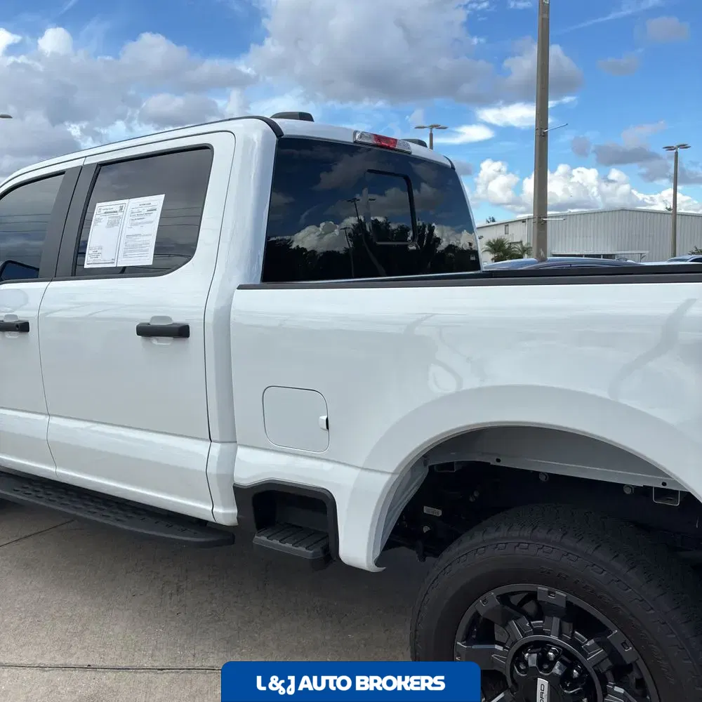 2024 Ford F-350 Super Duty XL