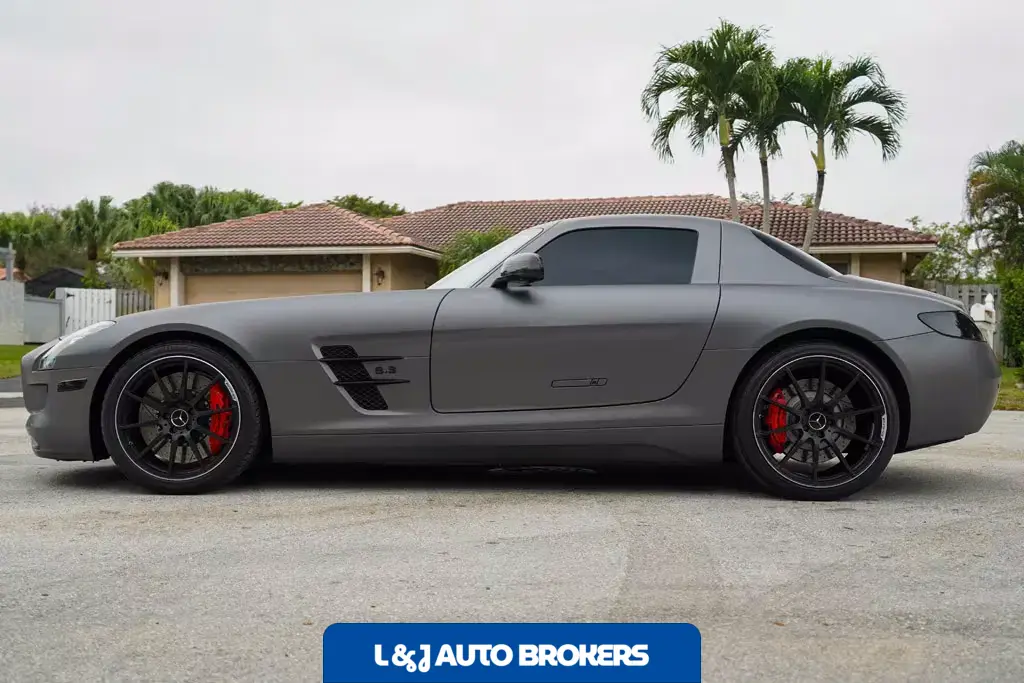 2012 Mercedes-Benz SLS AMG AMG Coupe