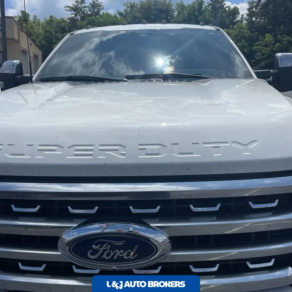 2024 Ford F-250 Super Duty Platinum