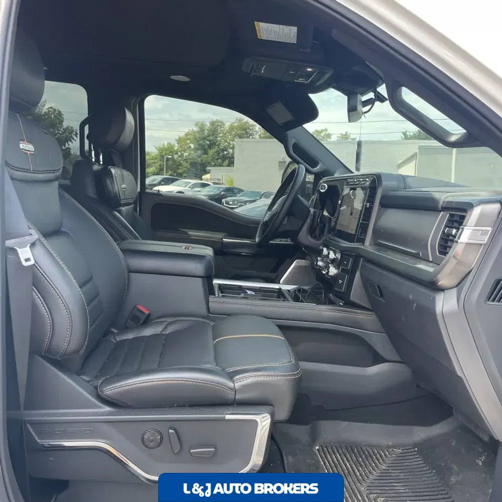 2024 Ford F-250 Super Duty Platinum