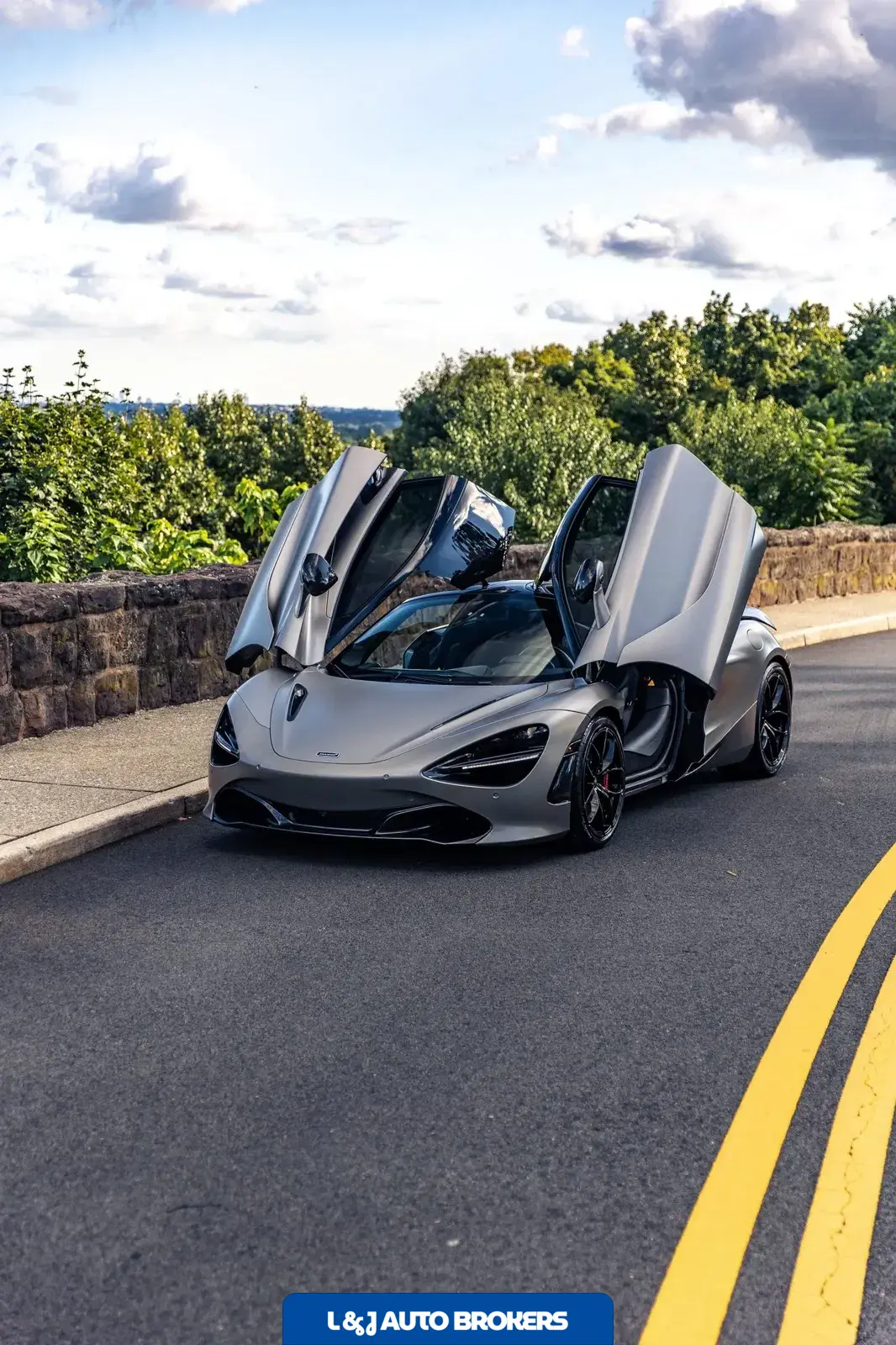 2020 McLaren 720S Performance Coupe