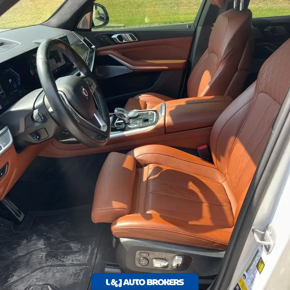 2024 BMW X7 Alpina XB7