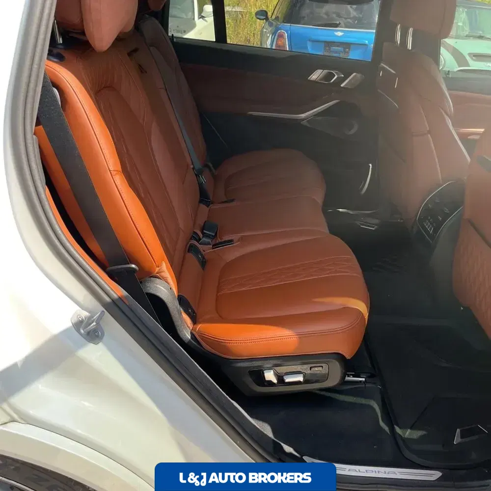 2024 BMW X7 Alpina XB7