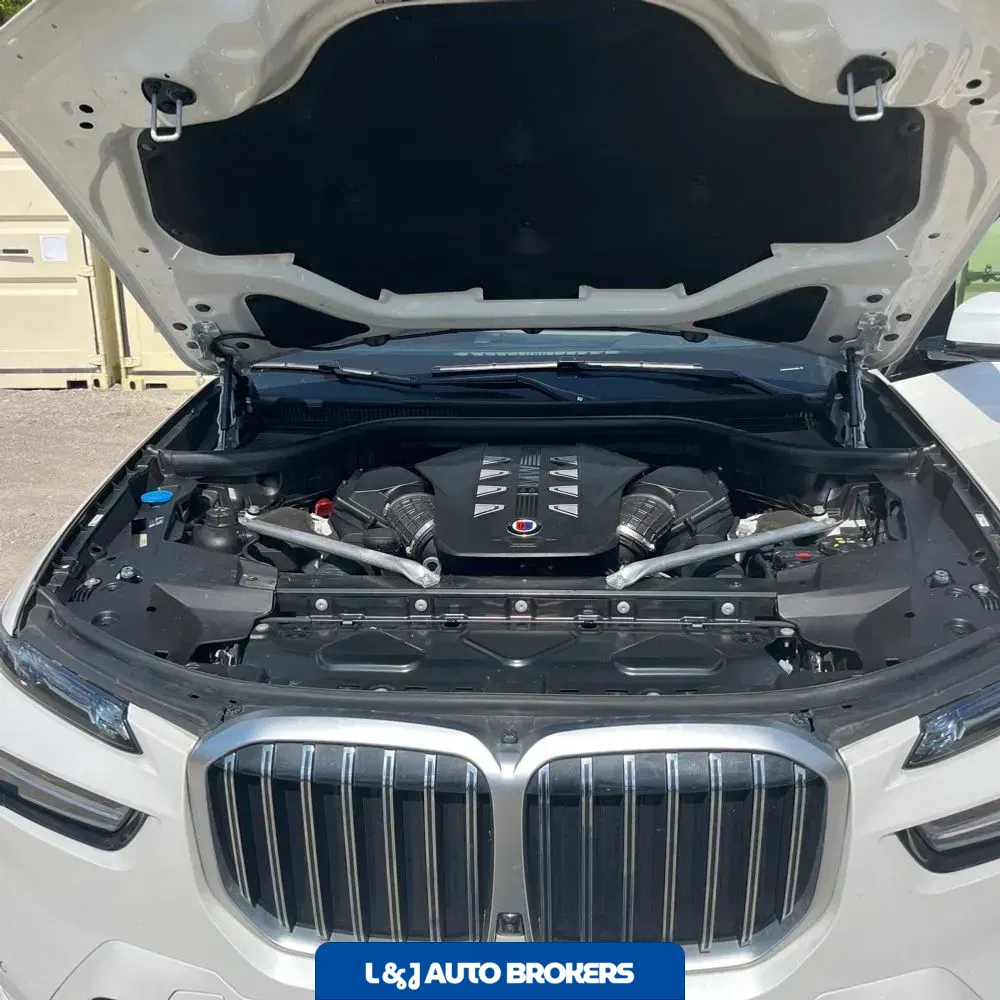 2024 BMW X7 Alpina XB7