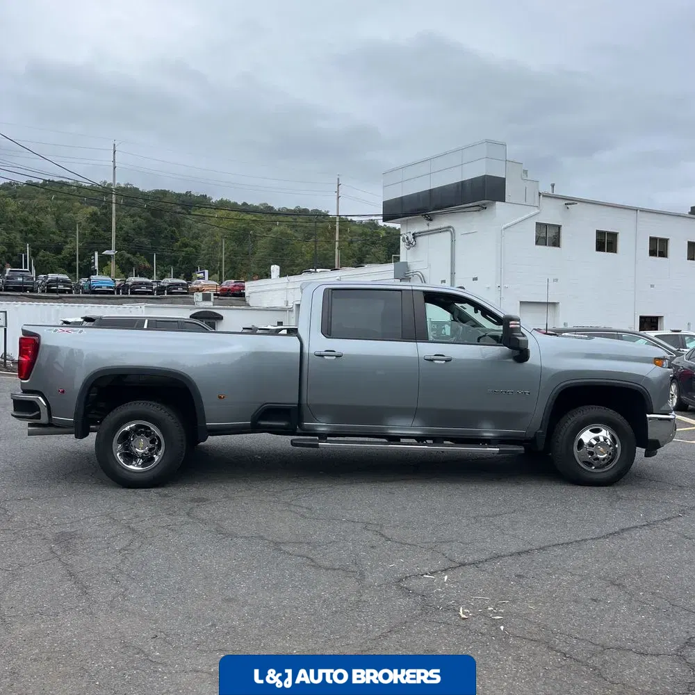 2024 Chevrolet Silverado 3500HD LT